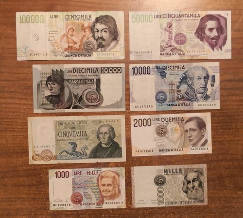 Lot italian banknotes as - italian,